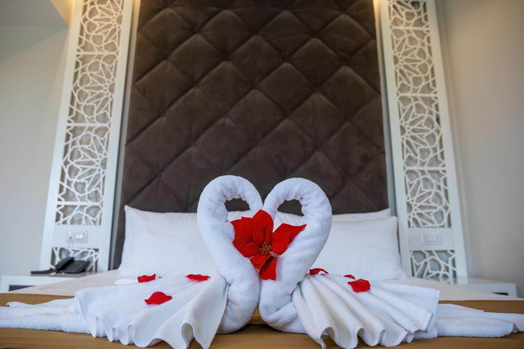 Vinea Resort Дуррес Экстерьер фото